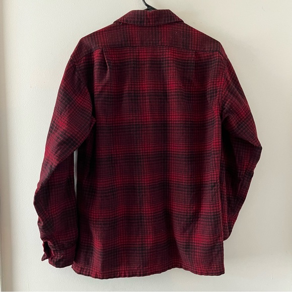 Pendleton Wool Button Up ❄️ - Picture 4 of 6